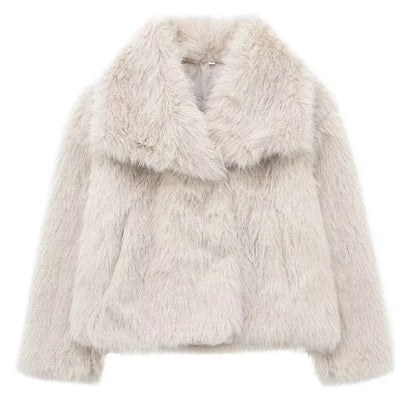 Chaqueta Plush Cómoda y Sofisticada