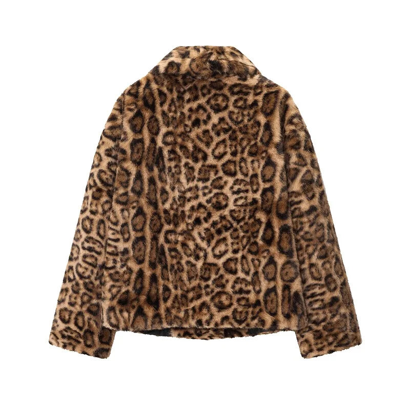 Chaqueta Plush Cómoda y Sofisticada